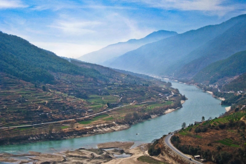Jinsha River at the beginning of Tiger Leaping Gorge
