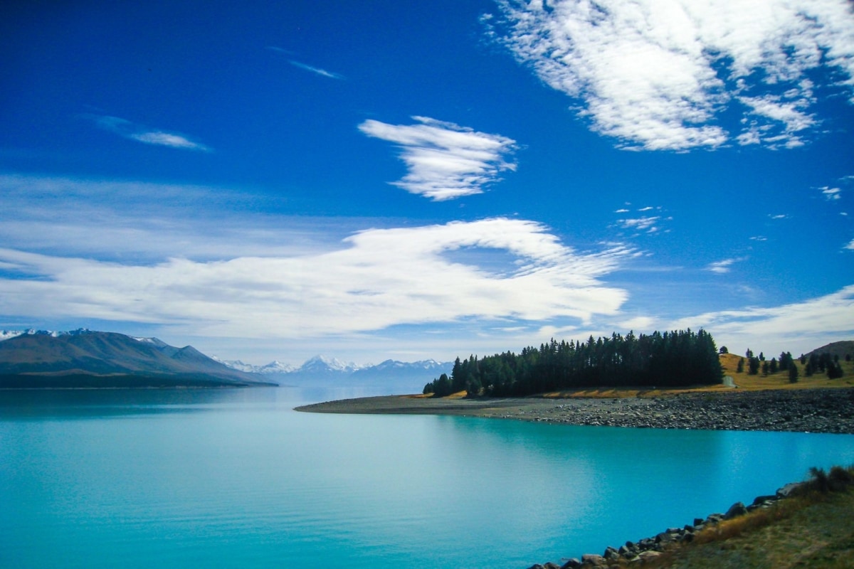 A beautiful teal lake in New Zealand