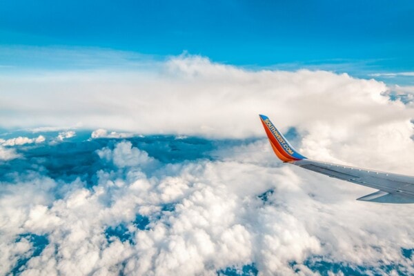 8 Cheap Flight Hacks You NEED to Know