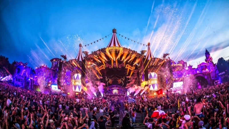 Tomorrowland is the epitome of summer music festivals.