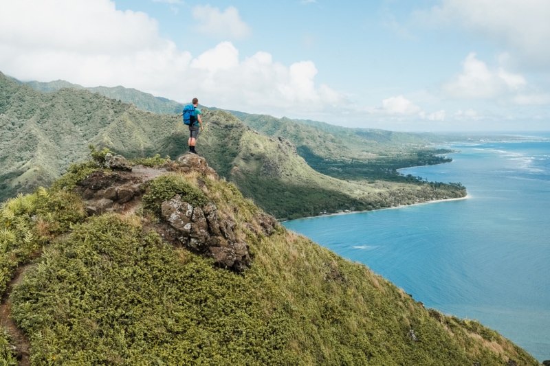 Hiking Crouching Lion in Oahu