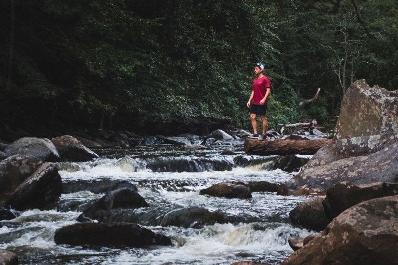 What to Wear Hiking (Guide for Men and Women)