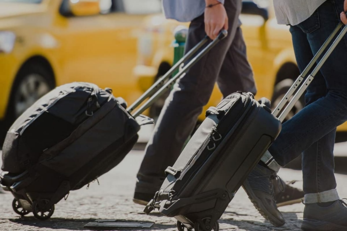 Hard vs Soft Luggage — Which is Best For You?