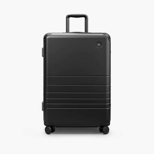 Monos Luggage Review - Midlife Globetrotter