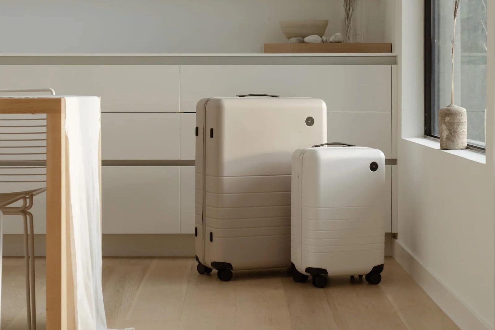 Monos Vs. Away Luggage: Which Should You Buy In 2024?